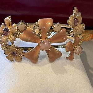 Enamel Flower Swarovski Crystals Bracelet Amethyst Pink/Blush Stones Gold Plated